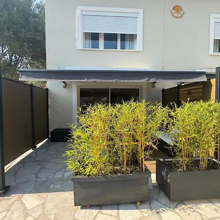 Superbe 2p Terrasse Proche A 2 Min Apartman Saint-Raphaël