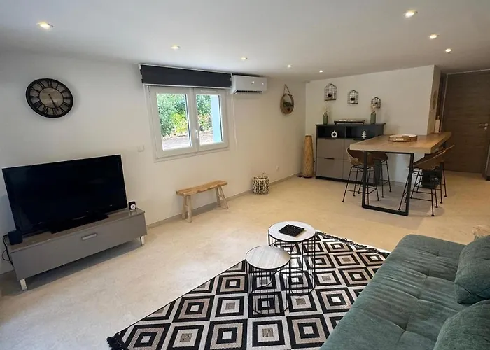 Lägenhet Superbe 2p Terrasse Proche A 2 Min